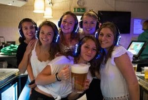 Silent disco koptelefoon set huren